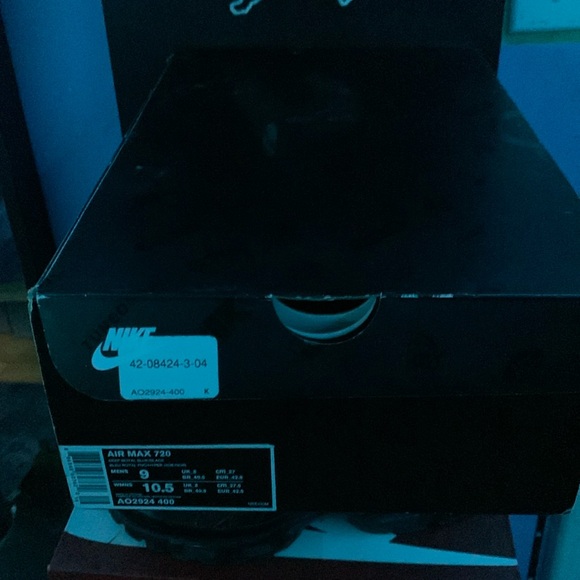 Air max 720 deep black royal blue - Picture 1 of 6